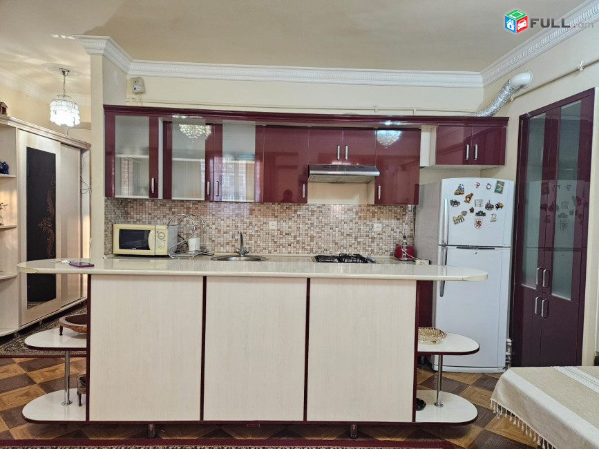 LA09660 Վարձով 3 սենյականոց բնակարան Սունդուկյան փողոց , Հրաչյա Քոչար 