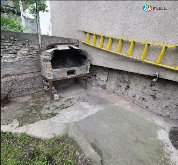 LA09736  Օրավարձով 3 սենյականոց 1 հարկանի քարե տուն Քանաքեռ 1-ին փողոցում, Երազ այգու մոտակայքում