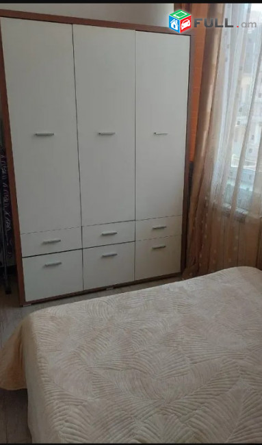 LA09751  Վարձով 2 սենյականոց բնակարան Վաղարշյան փողոցում 