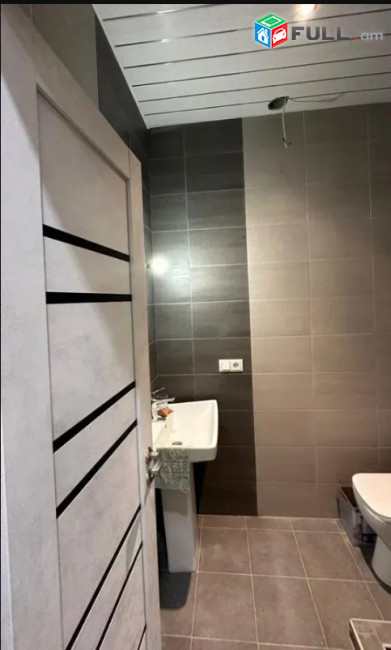 LA09752 Վարձով 2 սենյականոց բնակարան  Անդրանիկ Իոսիֆյանի փողոց , նորակառույց շենքում