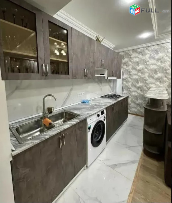 LA09801 Վարձով 2 սենյականոց բնակարան Արցախի պողոտայում