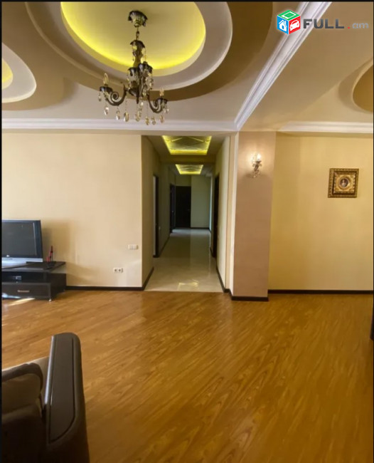 LA09825 Վարձով 3 սենյականոց բնակարան նորակառույց շենքում, Ծիծեռնակաբերդի խճուղի