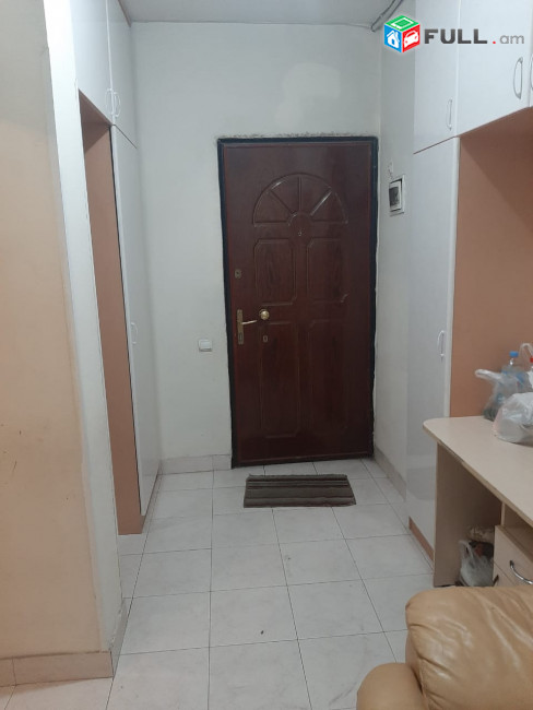 LA09833 Վարձով 2 սենյականոց բնակարան Ավան ,  Իսահակյան թաղամաս 