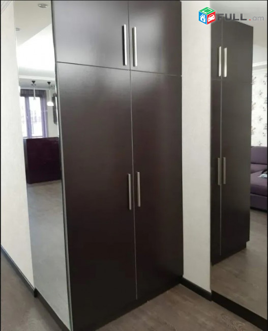 LA09837 Վարձով 3 սենյականոց բնակարան Սունդուկյան փողոցում
