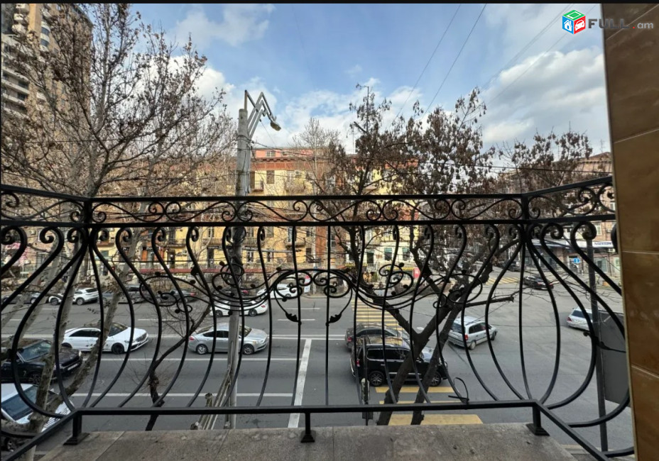 LA09844 Վաճառվում է 2 սենյականոց բնակարան Սայաթ-Նովա  պողոտայում