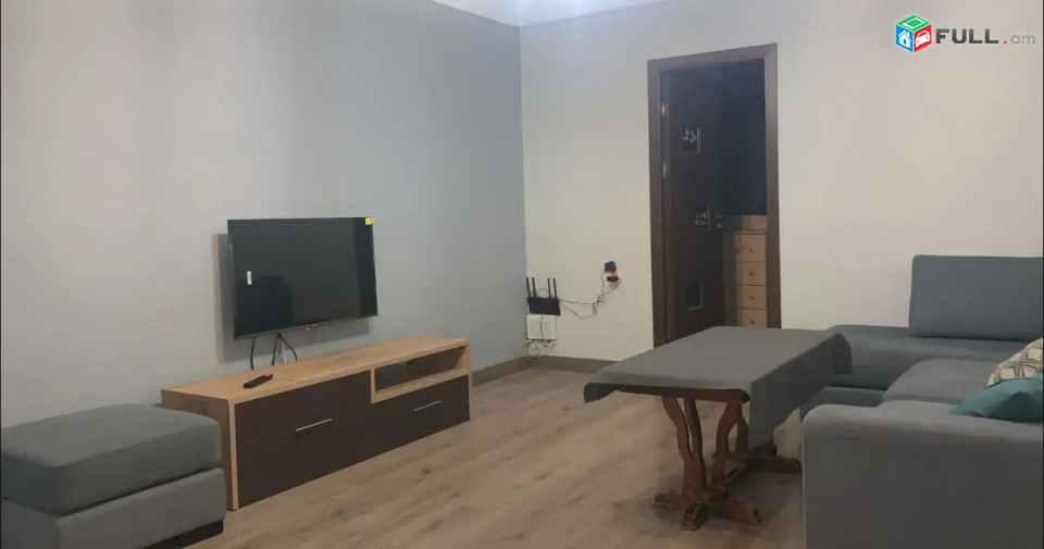 LA09850 Վարձով 3 սենյականոց բնակարան, Բրյուսով թաղամաս Ավան