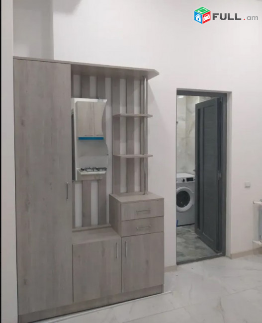 LA09877 Վարձով 3 սենյականոց բնակարան Չեխովի փողոց , նորակառույց շենք
