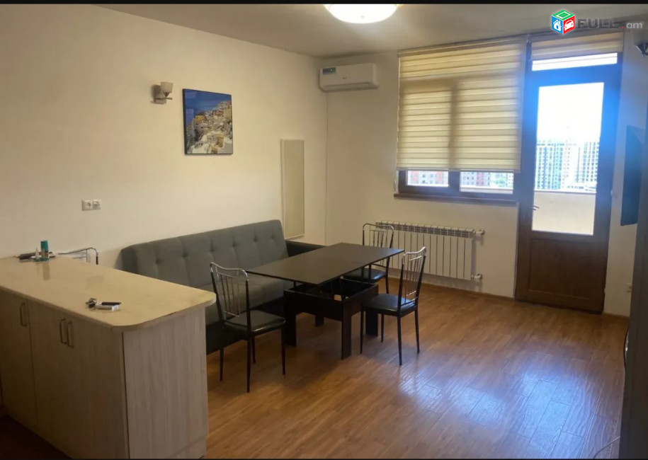 LA09904 Վարձով 2 սենյականոց բնակարան նորակառույց շենքում Գրիբոյեդով փողոցում