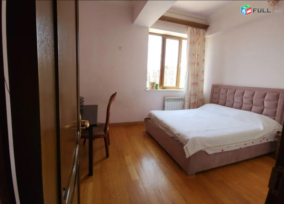 LA09982 Վարձով  3 սենյականոց բնակարան  Տերյանի փողոց , նորակառույց շենքում 