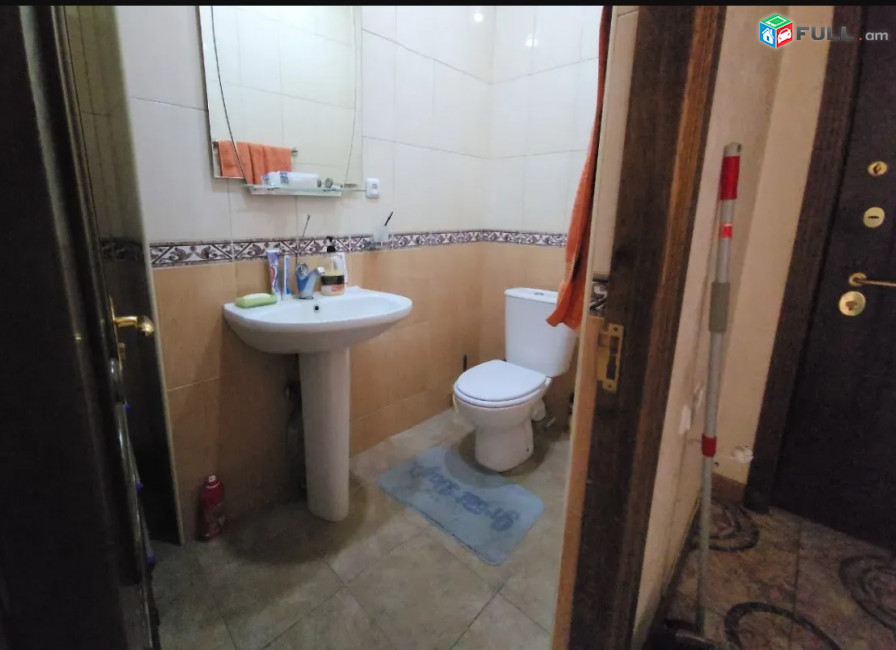 LA09982 Վարձով  3 սենյականոց բնակարան  Տերյանի փողոց , նորակառույց շենքում 