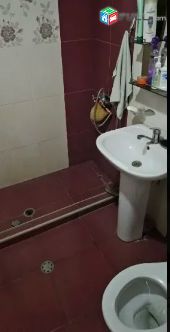 LA10246 Վարձով 1 սենյականոց բնակարան Բագրատունյաց փողոցում 