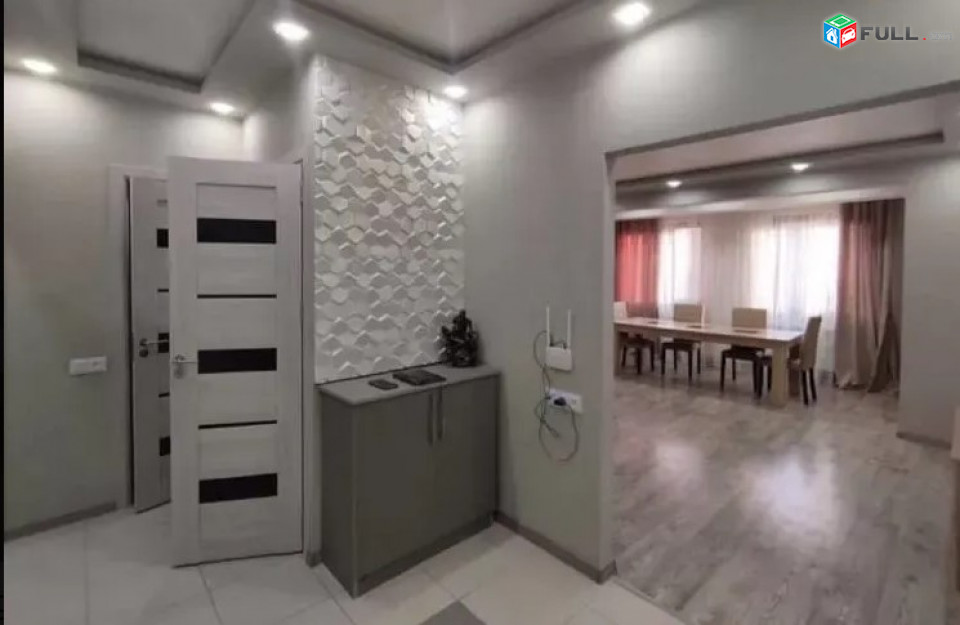 LA10250 Վարձով 3 սենյականոց բնակարան Զորավարի Անդրանիկի փողոց 
