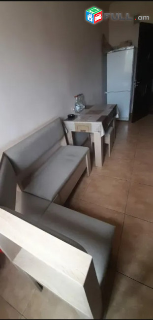 LA10253 Վարձով 4 սենյականոց բնակարան Սեբաստիայի փողոցում