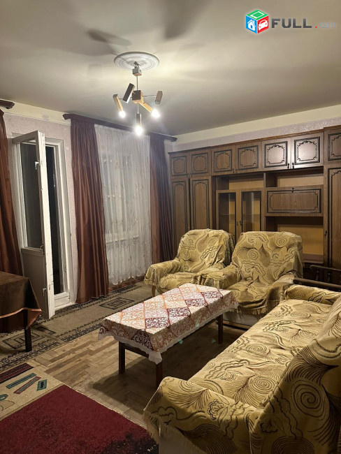 LA10255 Վարձով 4 սենյականոց բնակարան Տիգրան Պետրոսյան փողոցում