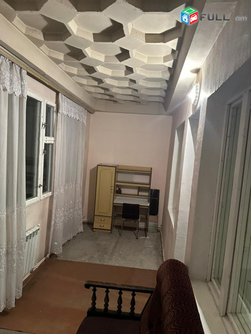 LA10255 Վարձով 4 սենյականոց բնակարան Տիգրան Պետրոսյան փողոցում