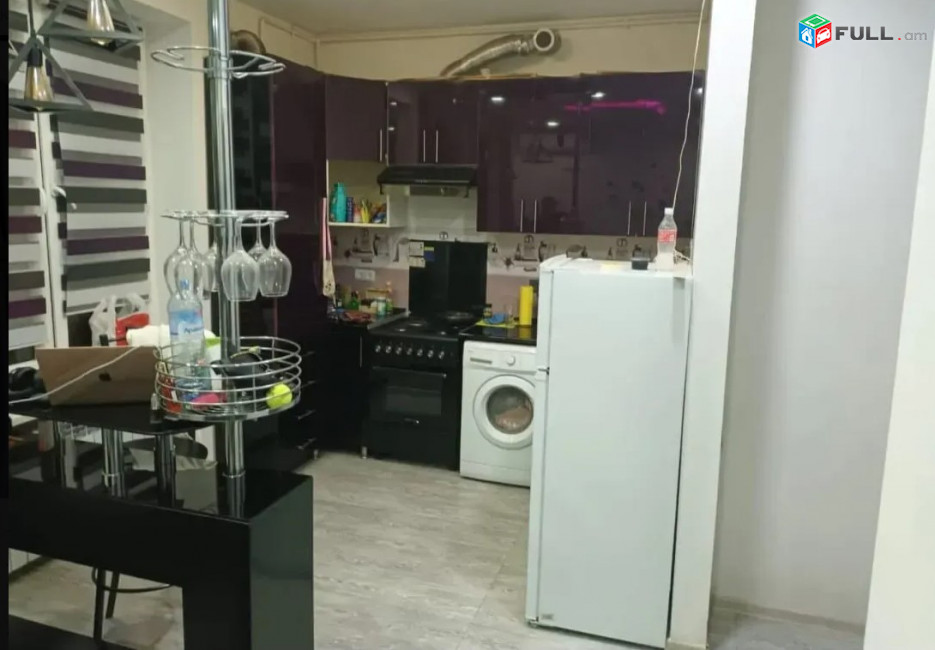 LA10268 Վարձով 2 սենյականոց բնակարան Լենինգրադյան փողոցում