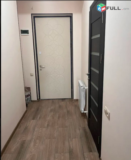 LA10269 Վարձով 2 սենյականոց բնակարան  Լենինգրադյան փողոցում, նորակառույց շենքում