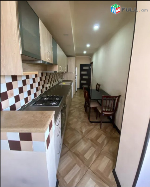 LA10284 Վարձով 3 սենյականոց բնակարան Վիլնյուսի փողոցում