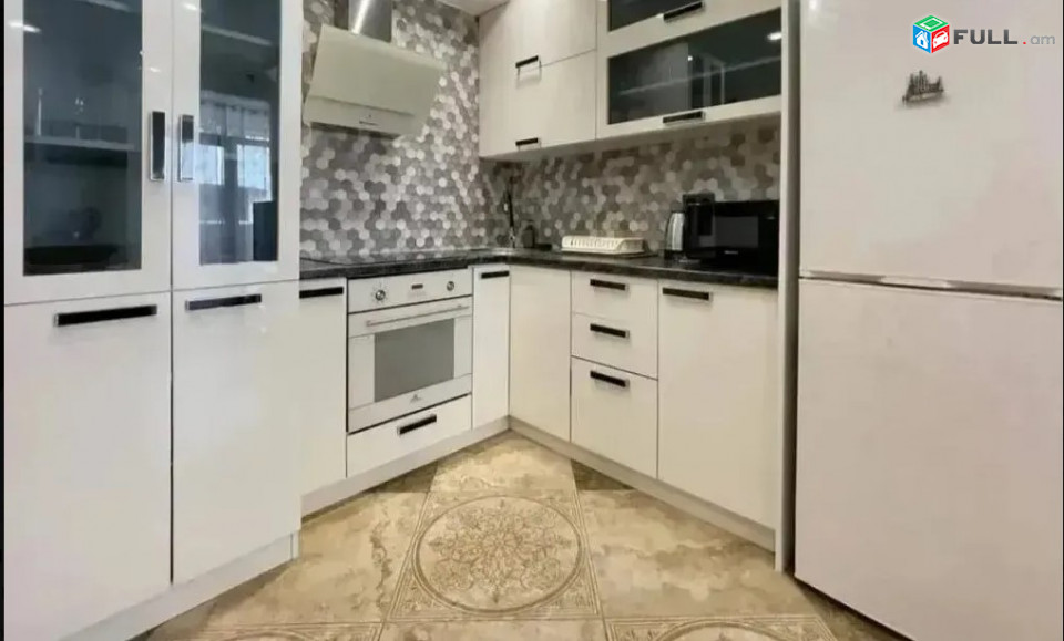 LA10295 Օրավարձով 2 սենյականոց բնակարան  Կոմիտասի պողոտա , նորակառույց շենքում