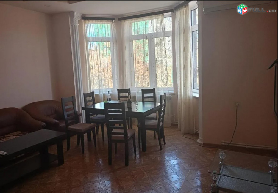 LA10331 Վարձով 3 սենյականոց բնակարան Տիգրան Մեծի պողոտա  , Հանրապետության հրապարակի մոտ