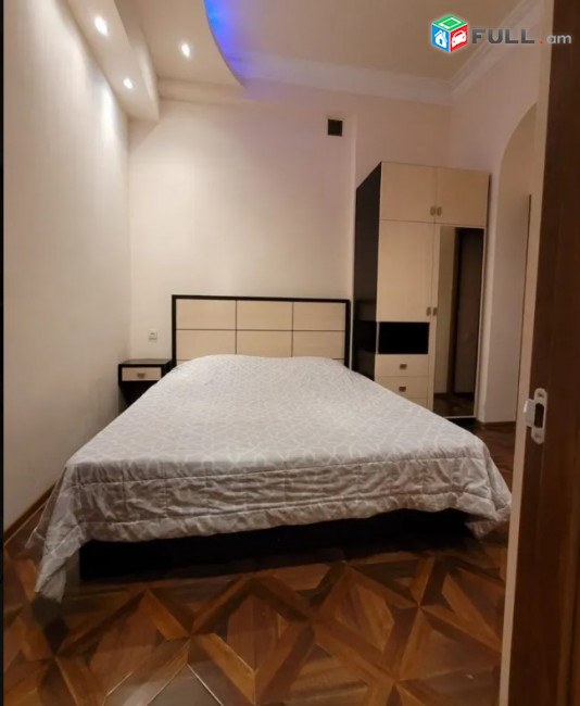 LA10333 Վարձով 3 սենյականոց բնակարան Ալեկսանդր Սպենդարյանի փողոց  Օպերայի և Թումանյան փողոցի հարևանությամբ