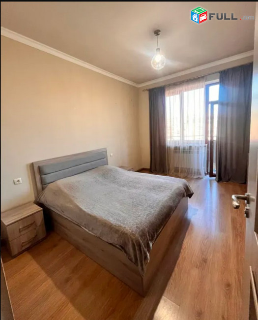 LA10330 Վարձով 3 սենյականոց բնակարան Արգիշտի փողոց , նորակառույց շենքում