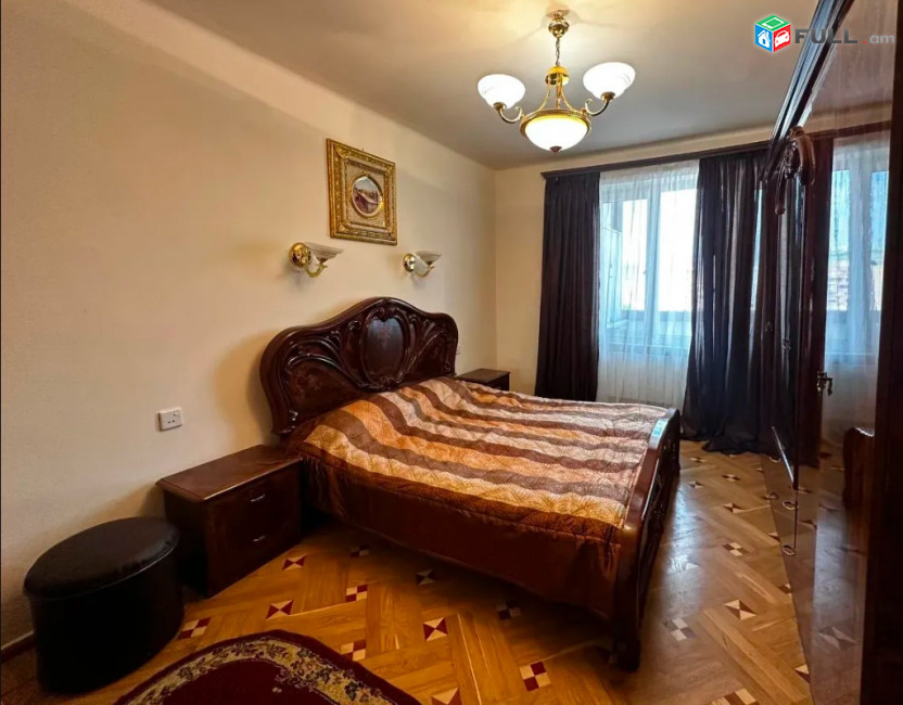LA10338 Վարձով 3 սենյականոց բնակարան Պարոնյանի փողոցում