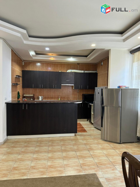 LA10353 Վարձով 3 սենյականոց բնակարան Մհեր Մկրտչյան փողոց , նորակառույց շենքում