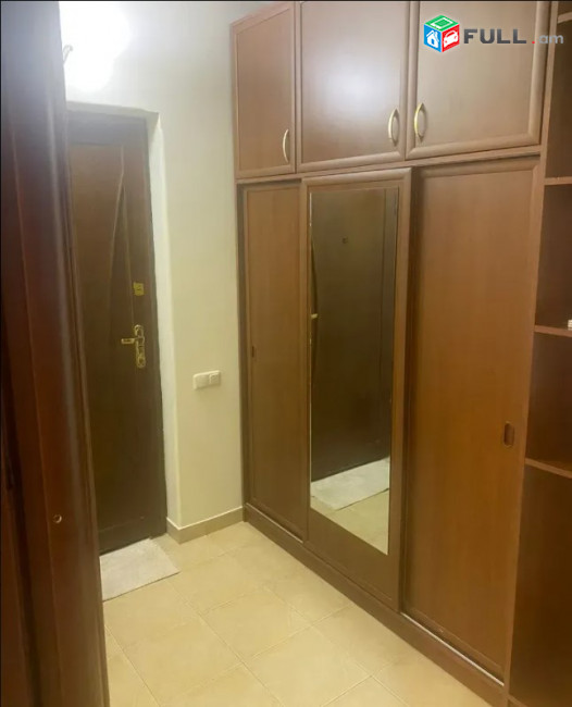 LA10360 Վարձով 3 սենյականոց բնակարան Լվովյան փողոցում
