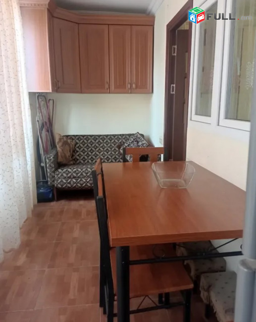 LA10374 Վարձով 2 սենյականոց բնակարան Մովսես Խորենացու փողոցում