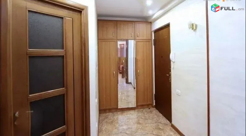 LA10381  Վարձով 3 սենյականոց բնակարան Թամանյան փողոցում
