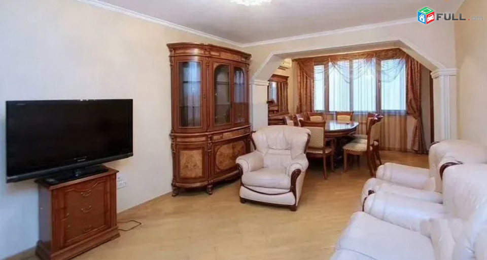 LA10381  Վարձով 3 սենյականոց բնակարան Թամանյան փողոցում