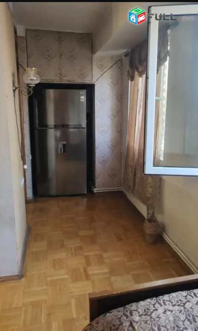 LA10384 Վարձով 4 սենյականոց բնակարան, Արամ Խաչատրյան փողոցի նրբանցք