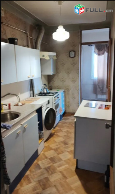LA10384 Վարձով 4 սենյականոց բնակարան, Արամ Խաչատրյան փողոցի նրբանցք