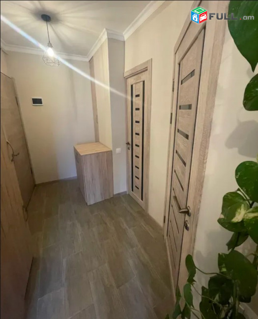 LA10388 Վարձով 2 սենյականոց բնակարան Ռուբինյանց փողոցում