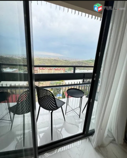LA10391 Վարձով 2 սենյականոց բնակարան Օրբելի եղբայրների փողոցում
