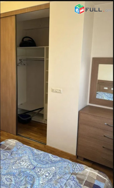 LA10399 Վարձով 2 սենյականոց բնակարան  Մաշտոցի պողոտա ,նորակառույց շենքում