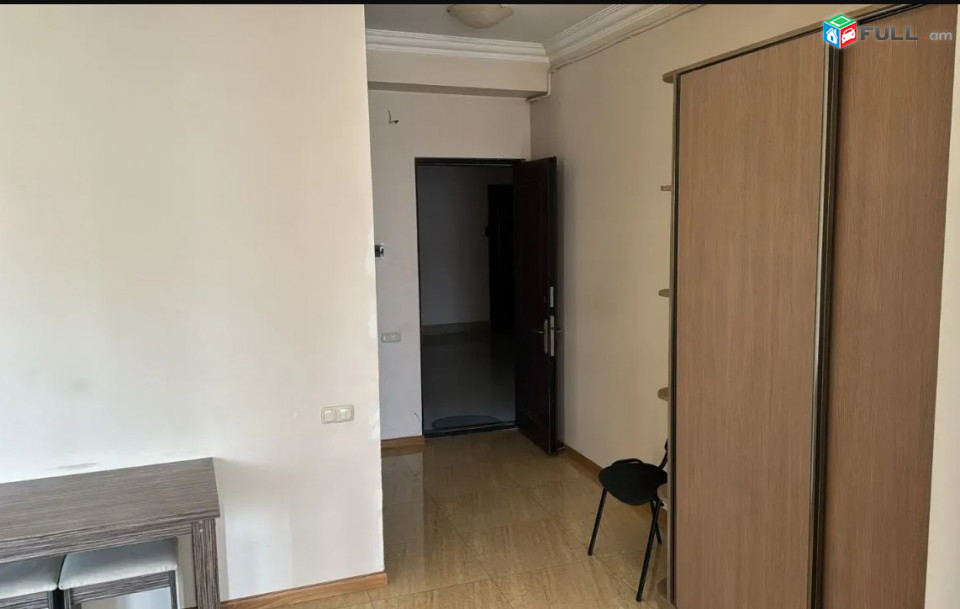 LA10399 Վարձով 2 սենյականոց բնակարան  Մաշտոցի պողոտա ,նորակառույց շենքում