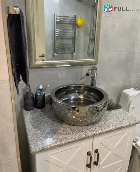 LA10426 Վարձով 4 սենյականոց 2 հարկանի թաունհաուզ Անաստաս Միկոյան փողոց, Դավթաշենում