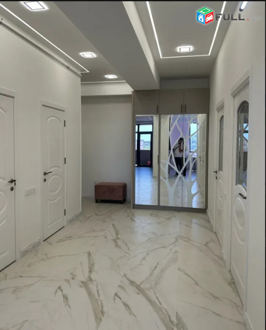 LA10440 Վարձով 3 սենյականոց բնակարան  Անաստաս Միկոյան փողոց , նորակառույց շենքում