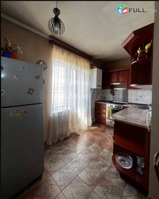 LA10446 Վարձով 3 սենյականոց բնակարան Մանանդյան փողոց , Գարեգին Նժդեհի մետրոյի հարեվանությամբ