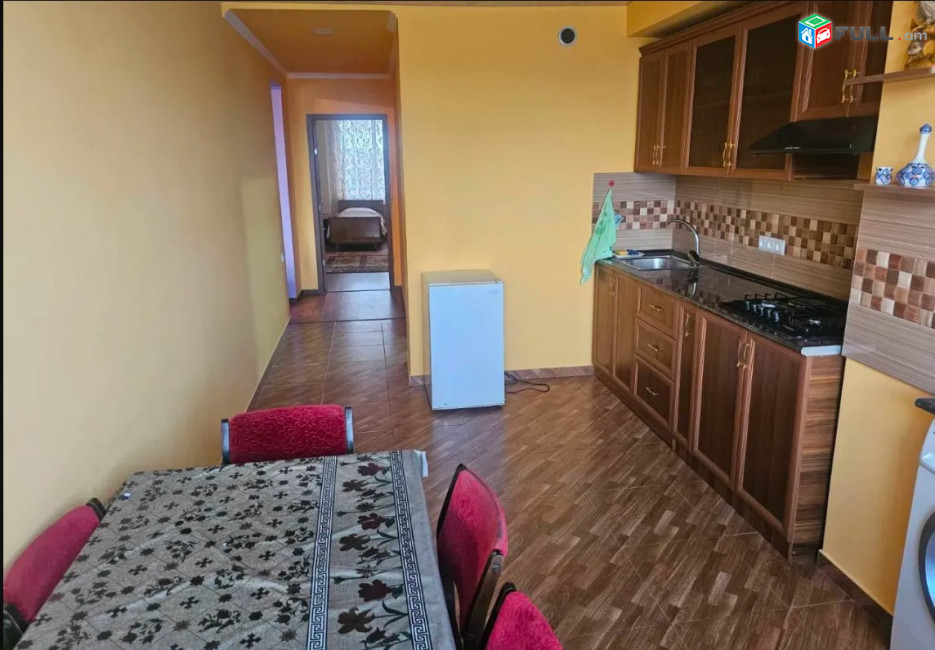 LA10452 Վարձով 3 սենյականոց բնակարան Գարեգին Նժդեհի փողոցում