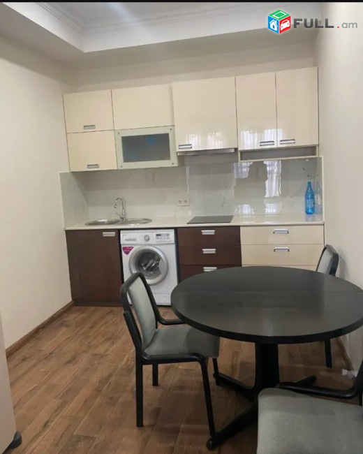 LA10466 Վարձով 2 սենյականոց բնակարան Ներսիսյան փողոցի փակուղի , նորակառույց շենքում 