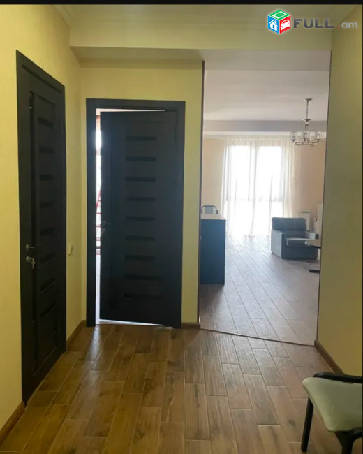 LA10466 Վարձով 2 սենյականոց բնակարան Ներսիսյան փողոցի փակուղի , նորակառույց շենքում 