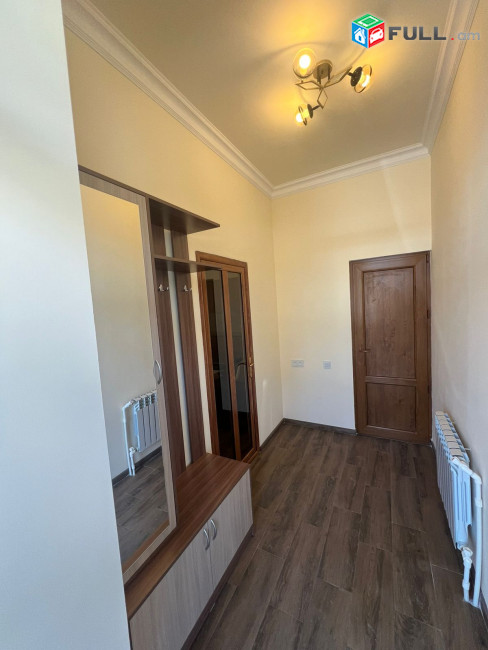 LA10488 Վարձով 3 սենյականոց տուն  Գևորգ Չաուշի փողոց  , Գարաժ Մաստերս մոլի հարևանությամբ։