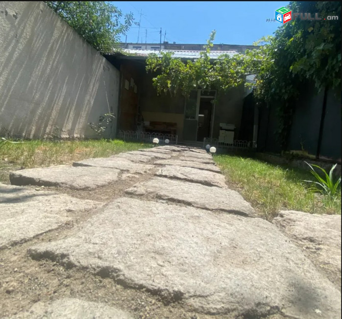 LA10533 Վարձով 3 սենյակնաոց Մեկ հարկանի քարե տուն Կոմիտասի պողոտայում