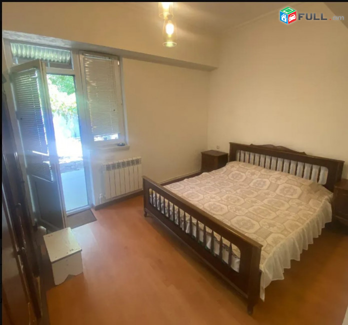 LA10533 Վարձով 3 սենյակնաոց Մեկ հարկանի քարե տուն Կոմիտասի պողոտայում