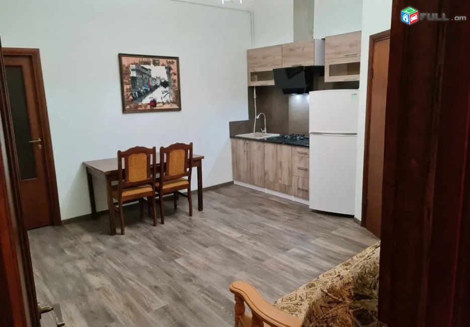 LA10531  Վարձով 5 սենյականոց 2  հարկանի քարե տուն Արմեն Տիգրանյանի փողոցում Քանաքեռ Զեյթունում