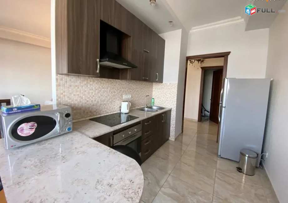LA10538 Վարձով 3 սենյականոց բնակարան նորակառույց շենքում, Ծիծեռնակաբերդի խճուղի