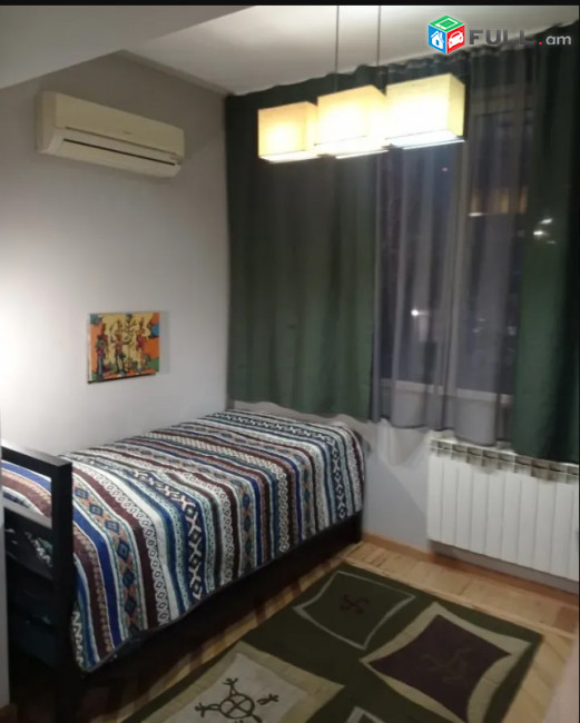 LA10540 Վարձով 2 սենյականոց բնակարան  Նալբանդյան փողոց , Սախարովի հրապարակ